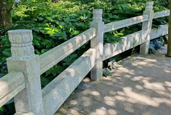 清远市大连花岗岩栏杆和青石栏杆哪个好热销款一